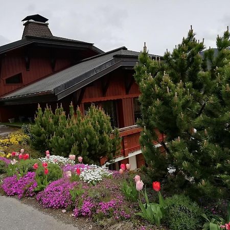 Chambres En Chalet Petit Dejeuner Inclus La Cote d'Arbroz المظهر الخارجي الصورة