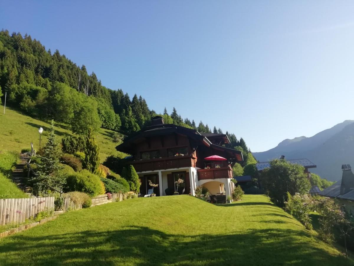 Chambres En Chalet Petit Dejeuner Inclus La Cote d'Arbroz المظهر الخارجي الصورة