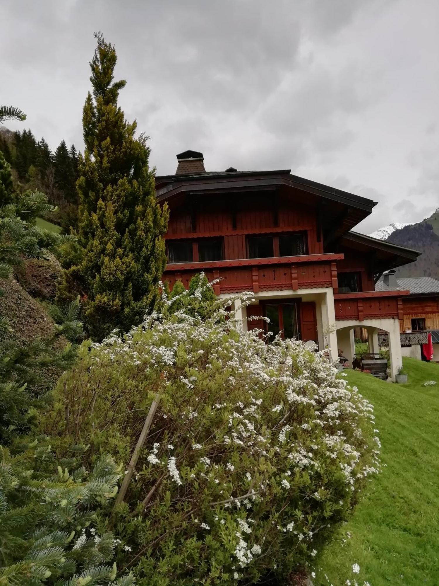 Chambres En Chalet Petit Dejeuner Inclus La Cote d'Arbroz المظهر الخارجي الصورة